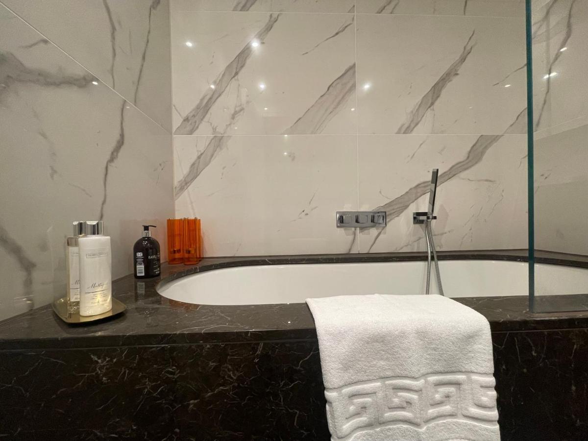 Апартаменты Sophisticated 1Br, 1 Ba Chigwell Designer Flat Chcl F2 Экстерьер фото