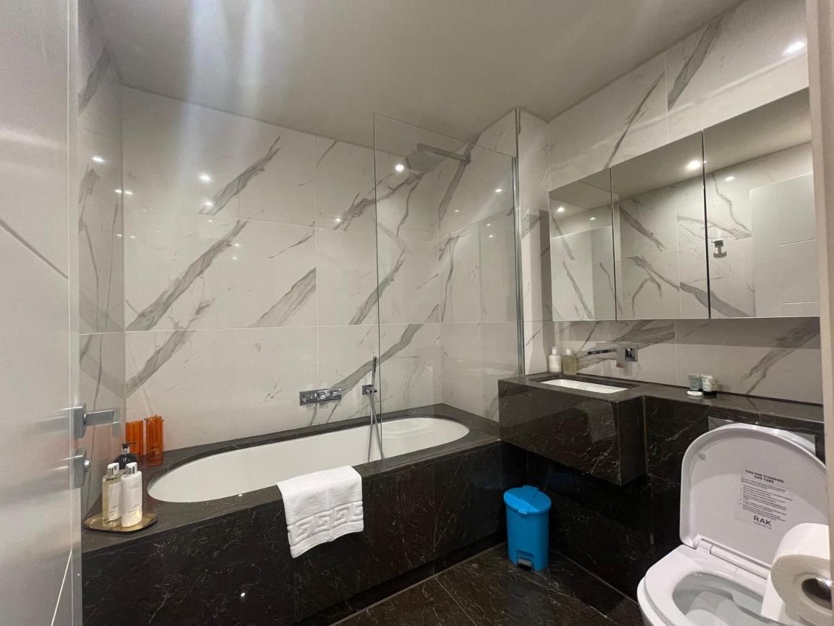 Апартаменты Sophisticated 1Br, 1 Ba Chigwell Designer Flat Chcl F2 Экстерьер фото